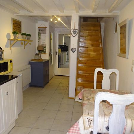 Les Gites Du Lavoir Remigny Esterno foto